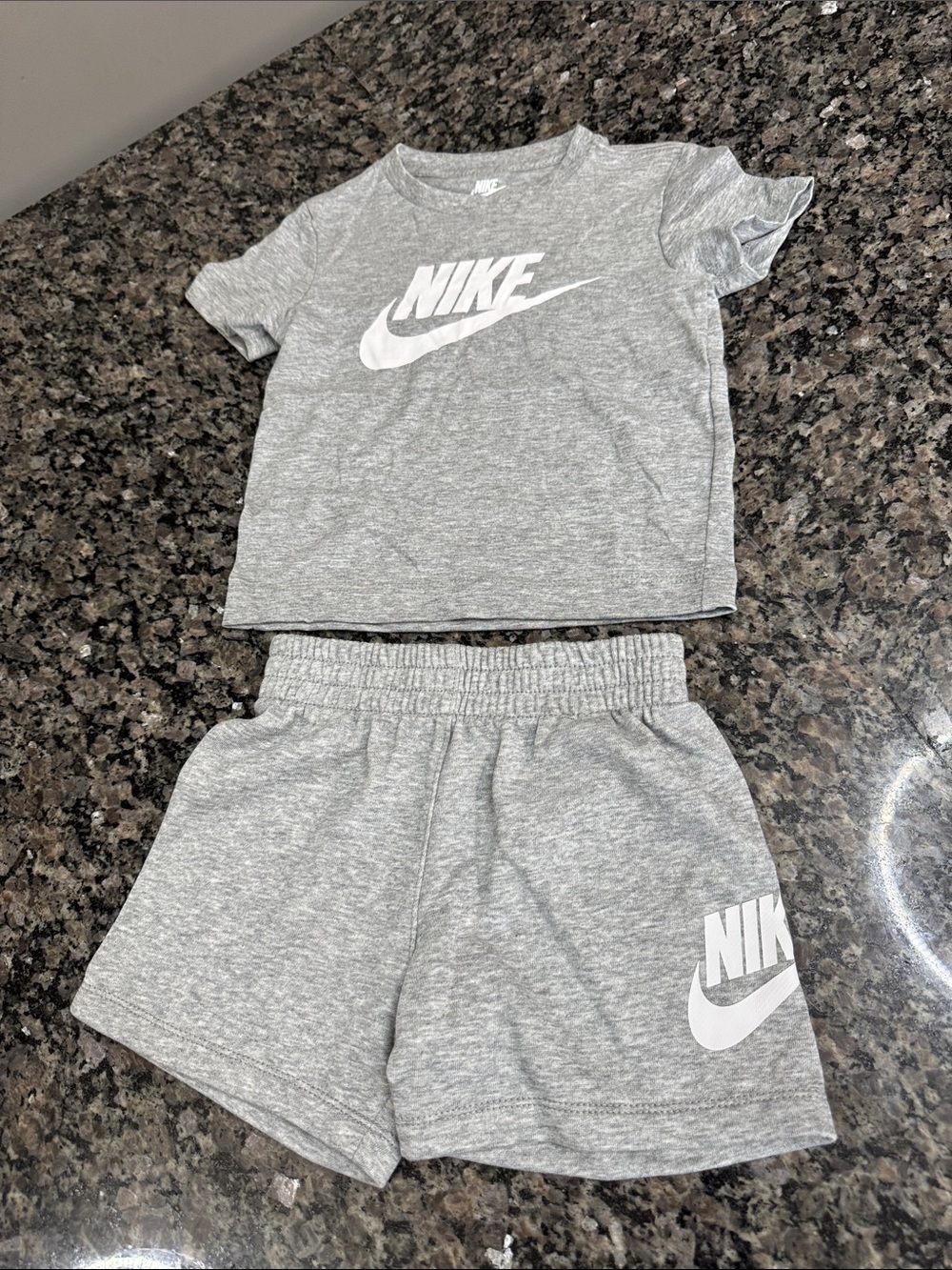 Nike Grey Heather Logo Tee and Shorts Set NWOT 2T